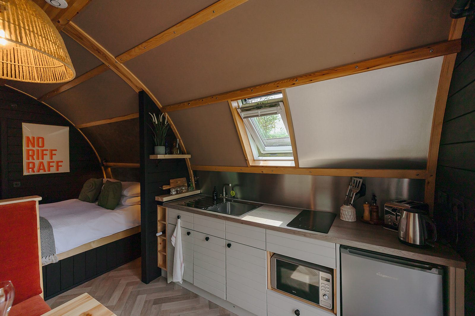 Kitchen in a Quarry cabin